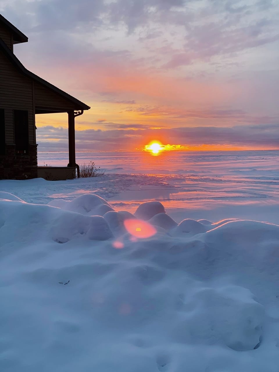 Scenic winter views perfect for a peaceful, seasonal escape.