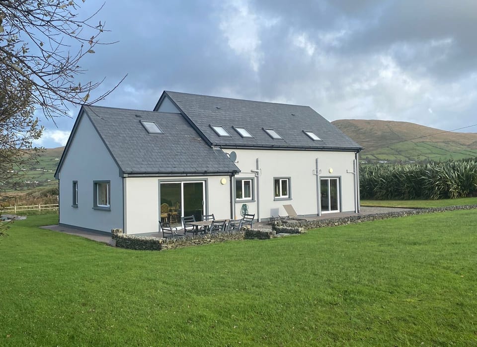 Valentia View Holiday Home, Coastal Holiday Accommodation Available near Caherciveen, County Kerry| Trident Holiday Homes | Read More and Book Online Today