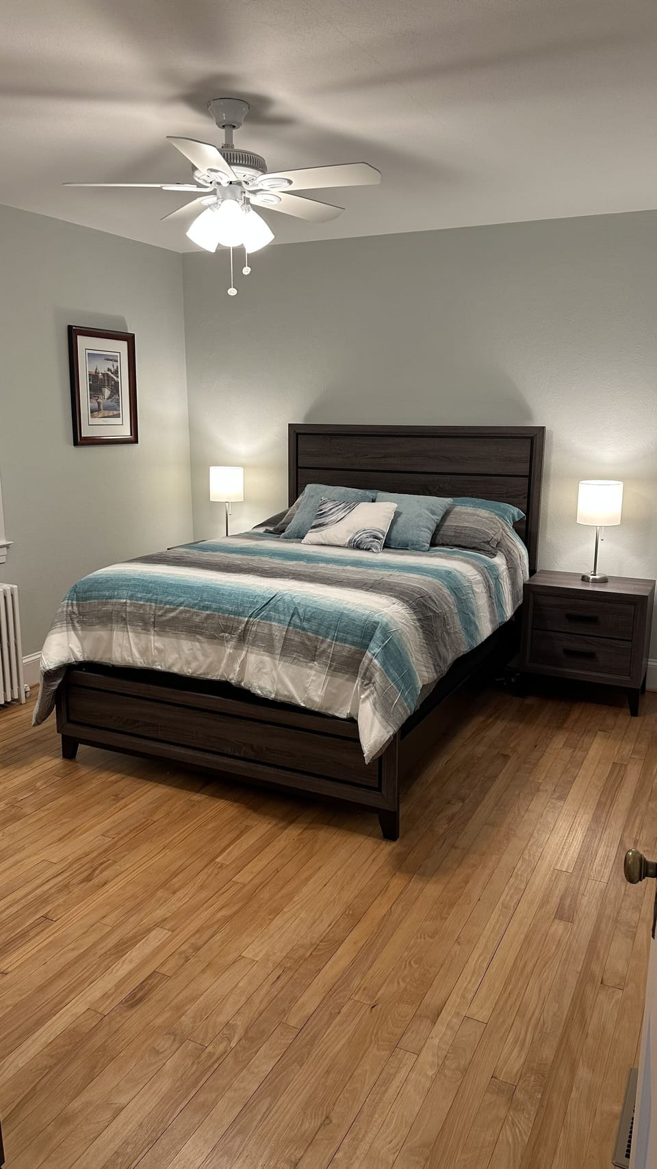 First floor Queen bedroom