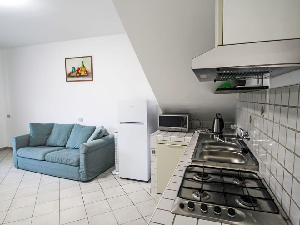 Flooring, Floor, Furniture, Apartment, Room, Chair, Bed, Living Room, Cabinetry