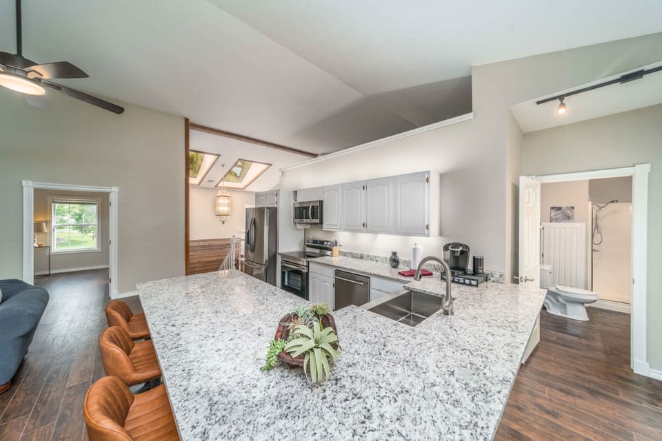 2nd Kitchen