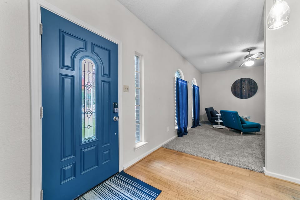 Smart lock for easy check in