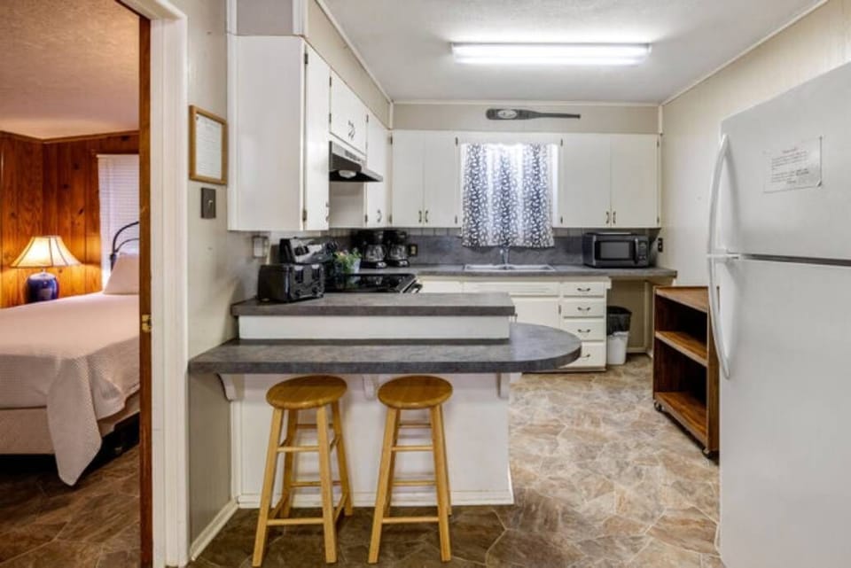 e1388eb2-e6cb-4078-9cf9-ee0f1e2cc619