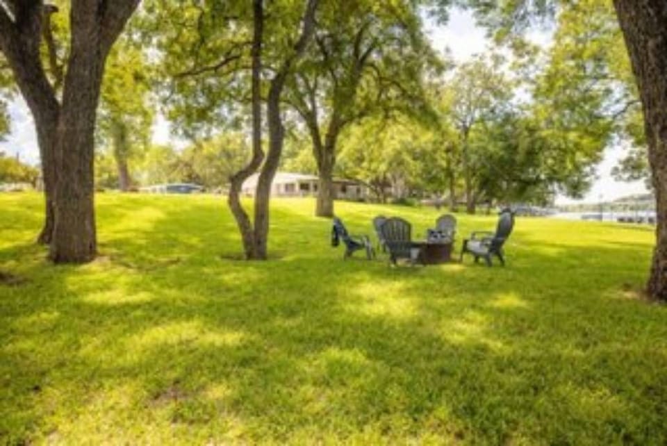 b9edf484-521b-45e1-9f33-00bff4669db6