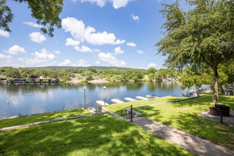 7efee172-5910-4149-9053-a12adc29f2e8