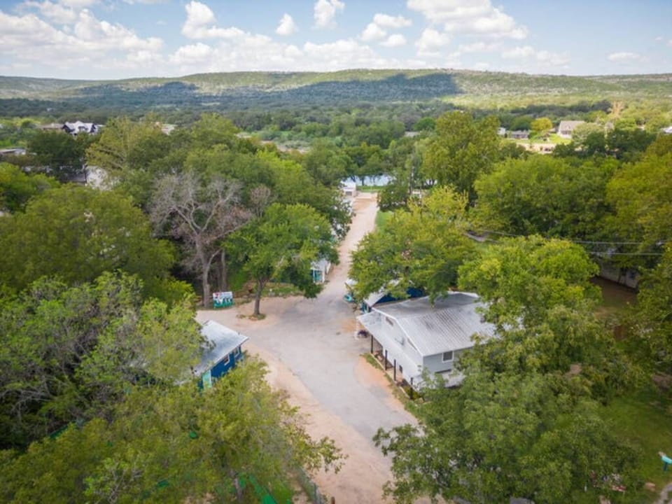 a89019d1-ef7a-43bf-b188-07d1630be182