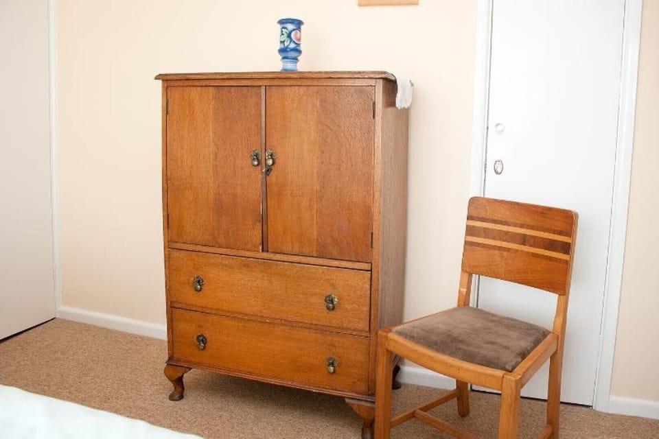 Lockable oak cabinet