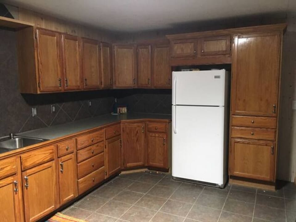 Spacious kitchen 