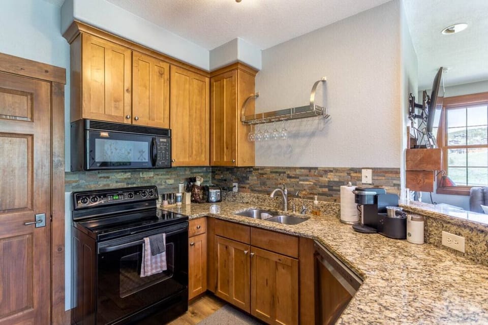 Fully equipped kitchen