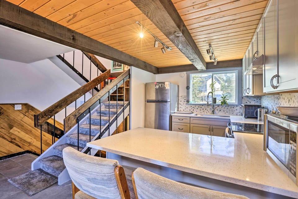 Kitchen | 2nd Floor | Coffee Maker | Complimentary Spices