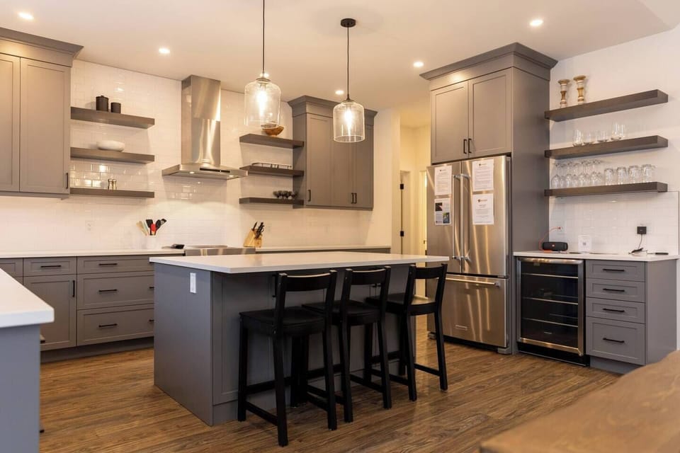 Kitchen l Wine Fridge