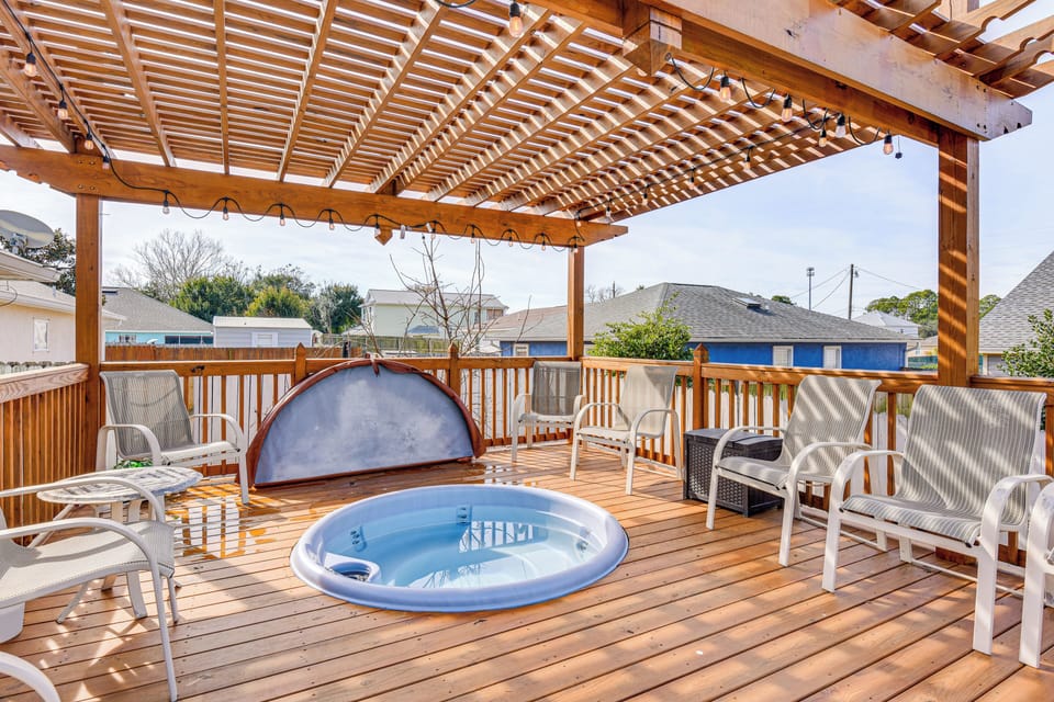 Panama City Beach Vacation Rental | 5BR | 2BA | 1,800 Sq Ft | 1 Step to Enter