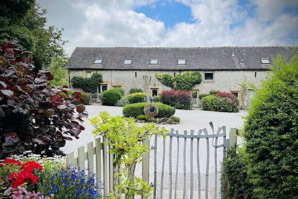 Critchlow Cottage - first left