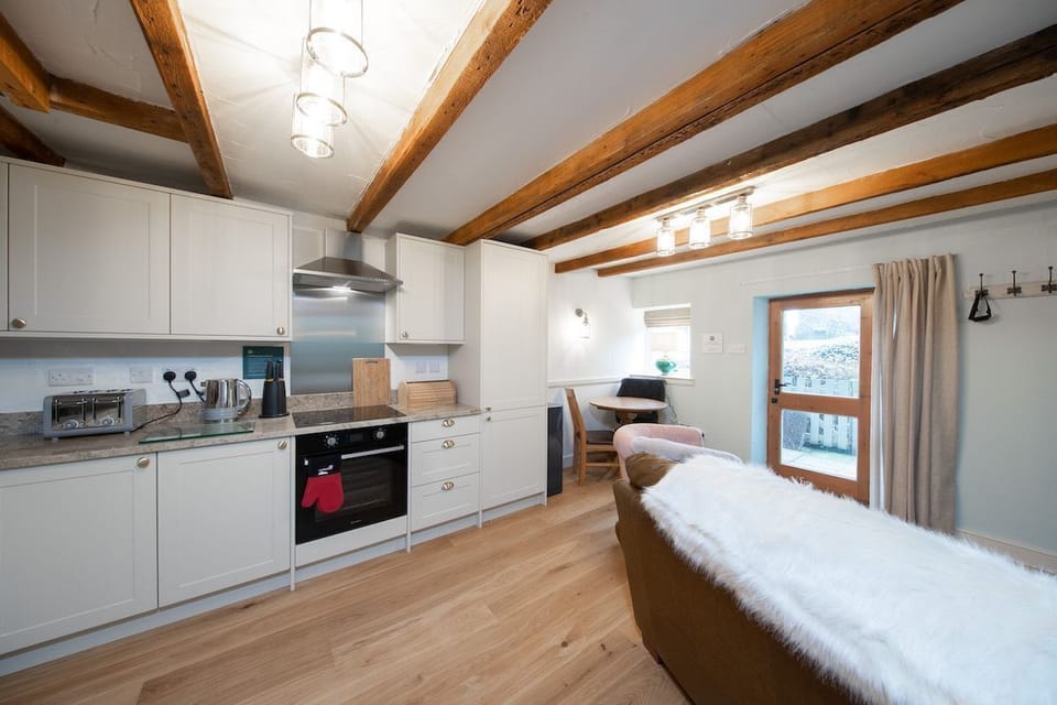 Ollerenshaw Cottage open plan living area