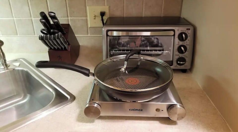 One burner stove top for cooking light meals