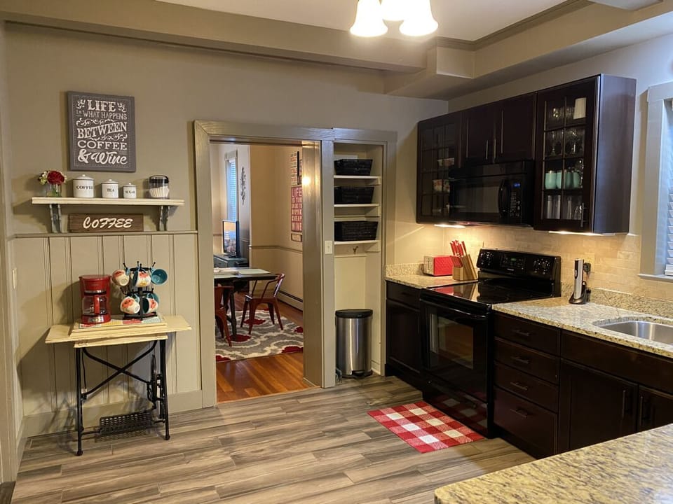 Private kitchen