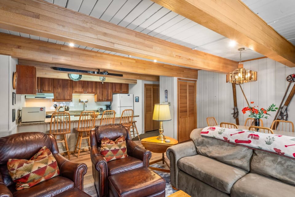 Charming ski lodge decor and comfortable furnishings create an inviting space to call home during your visit to Aspen!