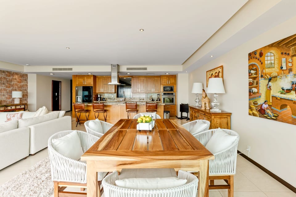 Condo - Image 6