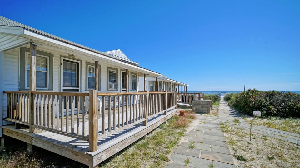 Private deck | Beach pathway