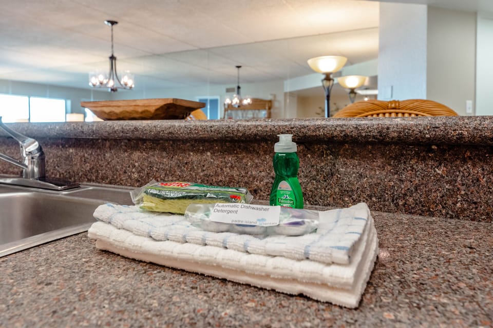 We'll leave you a starter-kit of kitchen supplies to make your first night in as stress-free as possible.