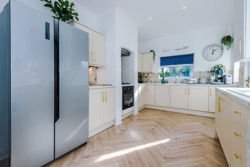 Fully-equipped Kitchen