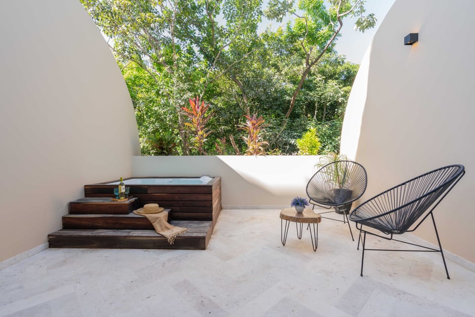 Private terrace with jetted tub