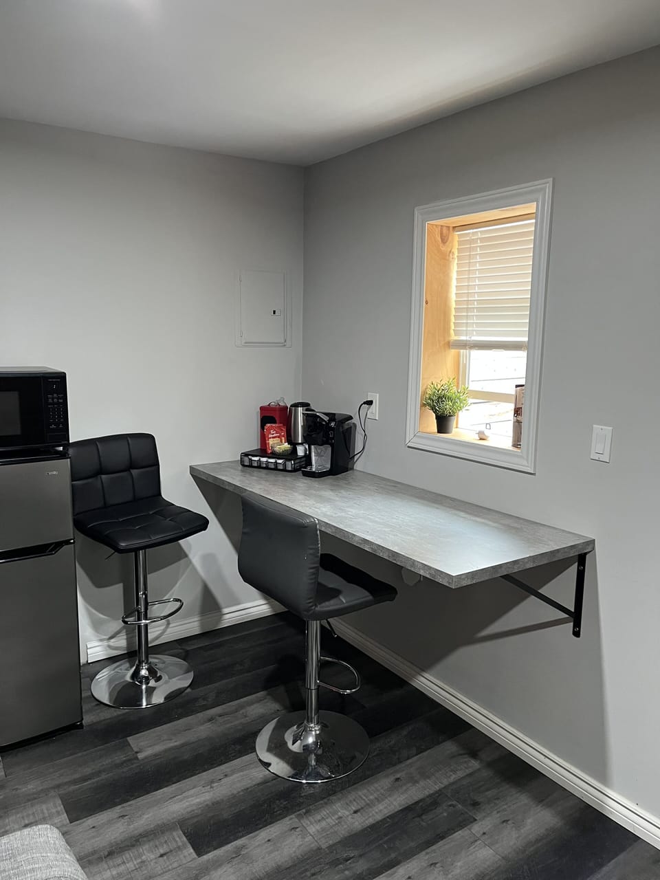 coffee/tea bar area
