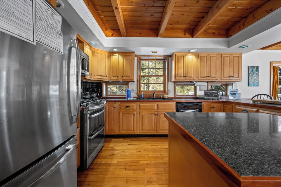 Fully equipped kitchen