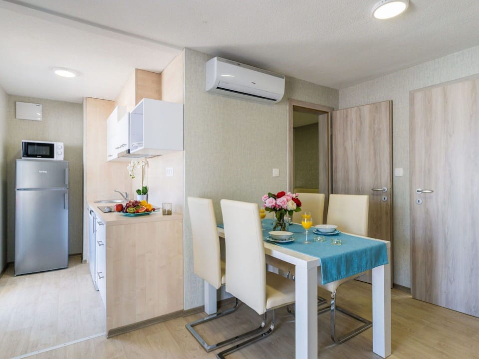 Picture Frame, Wood, Interior Design, Shelving, Shelf, Comfort, Flooring, Floor, House, Wall