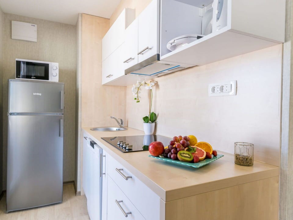 Picture Frame, Wood, Interior Design, Shelving, Shelf, Comfort, Flooring, Floor, House, Wall