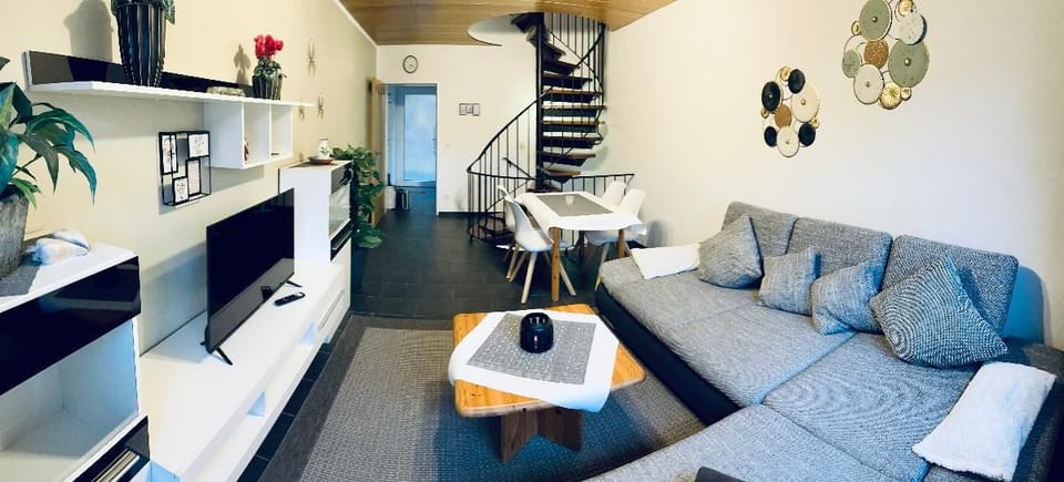 Gemütliche Ferienwohnung für bis zu Vier Personen mit Großzügigem Balkon Apartment in Winterberg