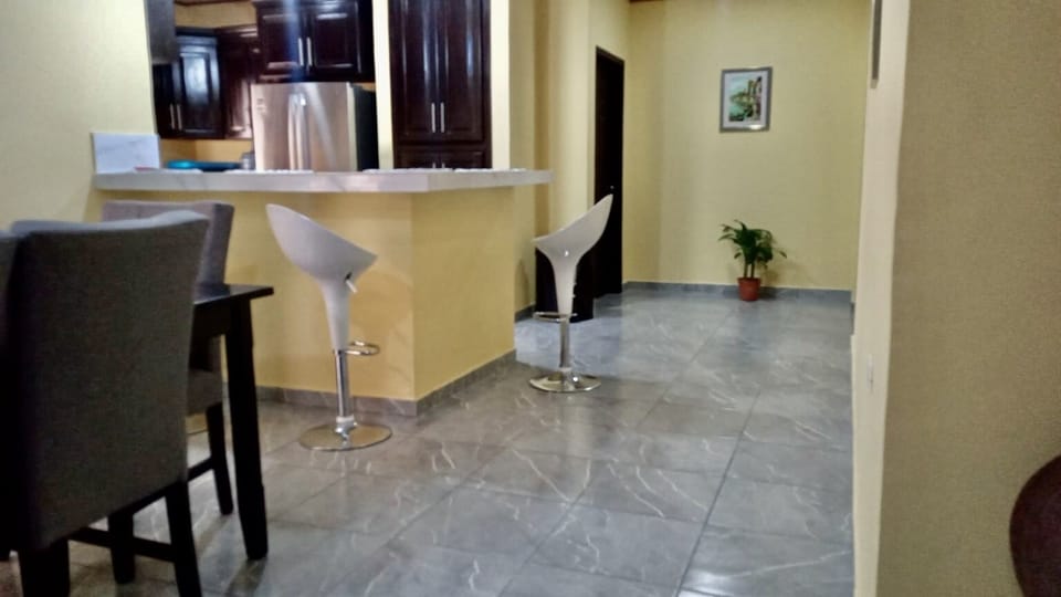 Snack Bar in the kitchen/Desayunador 