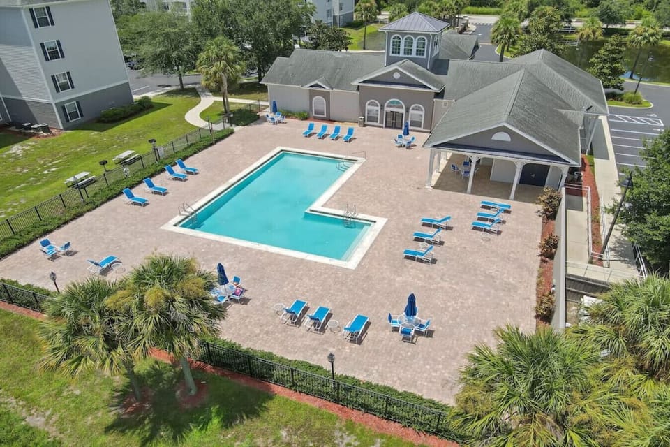 Clubhouse Pool#Disney #Theme #Parks #Magic #kingdom #springs #SecretLake #Apartment #Vacation #Rental #waterpark #Kissimmee #Orlando #Universal #Citywalk