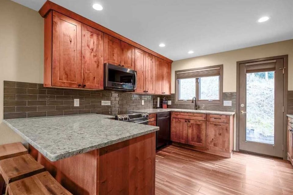 More kitchen views