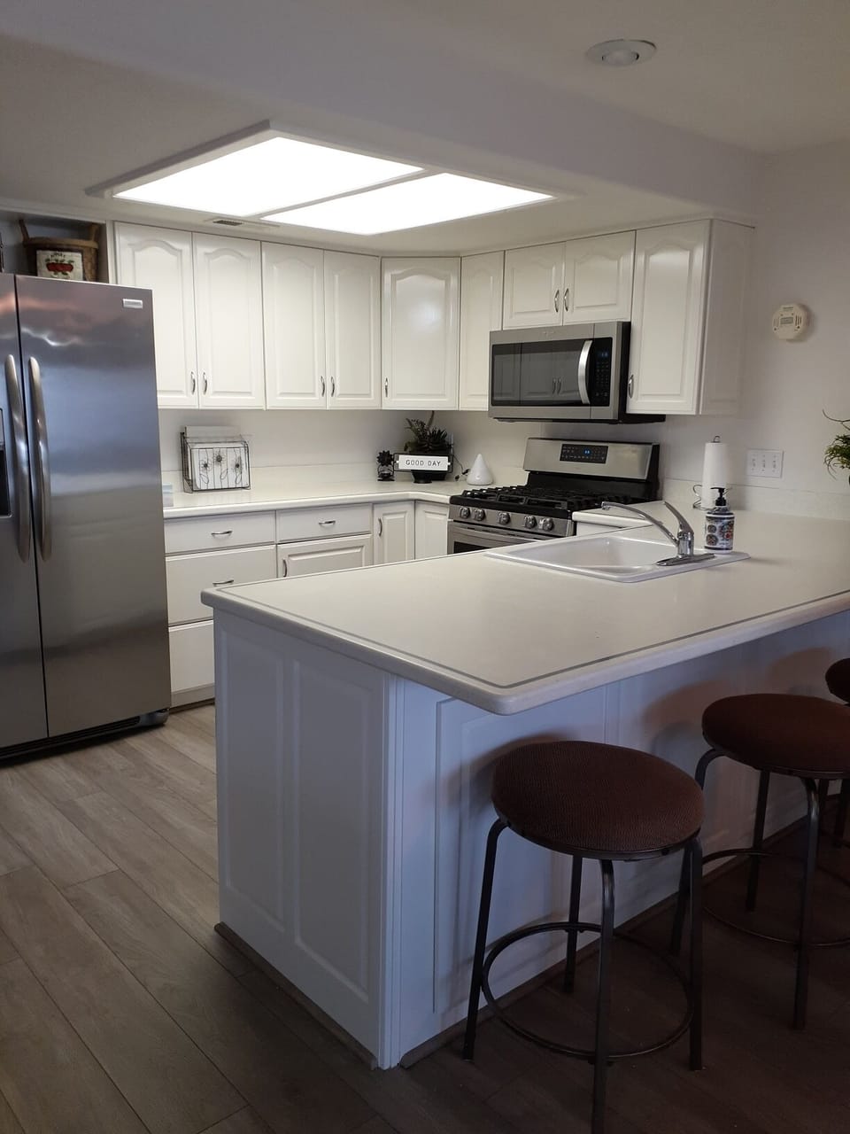 Kitchen and bar