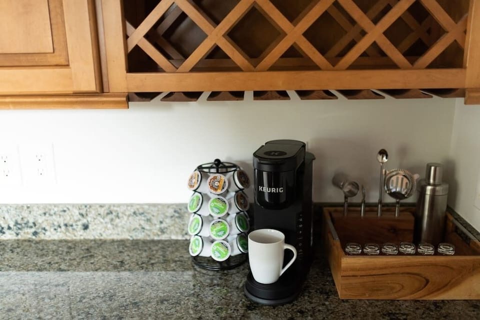 Choose your vice - or don't! One for the am and one for the pm! Get in touch with your inner barista or mixologist. 