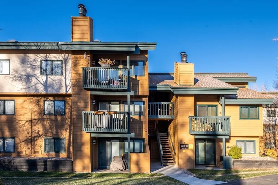 Steamboat Dream Vacation - Top Floor Unit
