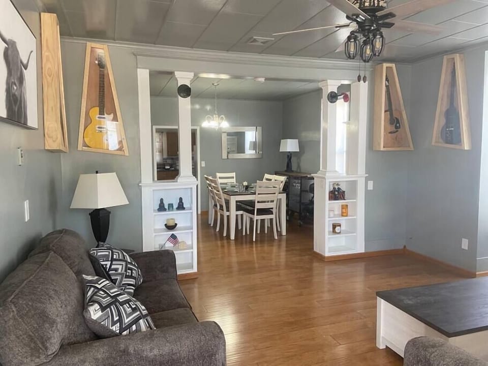 Bb07ec49 39fb 4996 833f 7866737e4e74