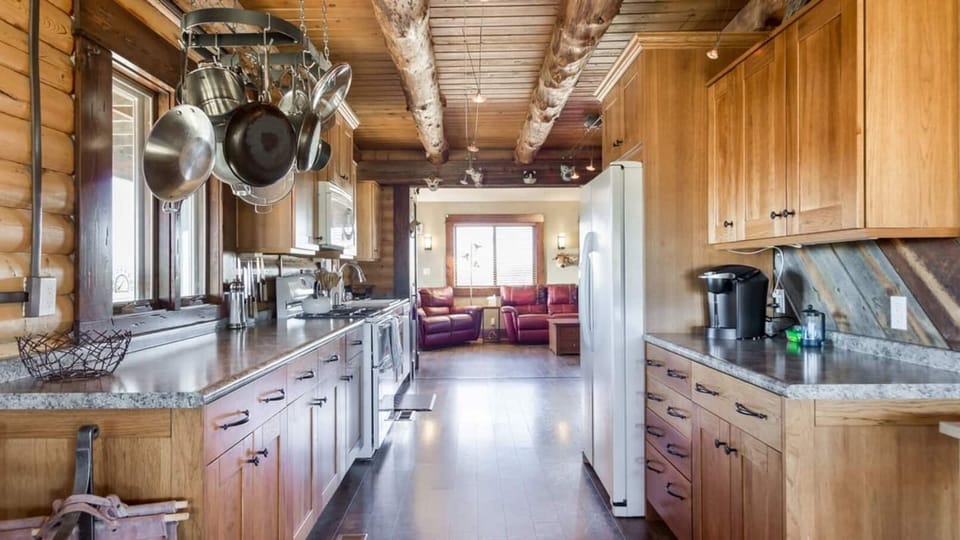 With a group-friendly open layout, this home provides the ideal space to unwind and recharge during your trip.