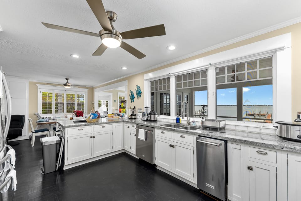 Full kitchen with all modern high-end stainless-steel appliances. 