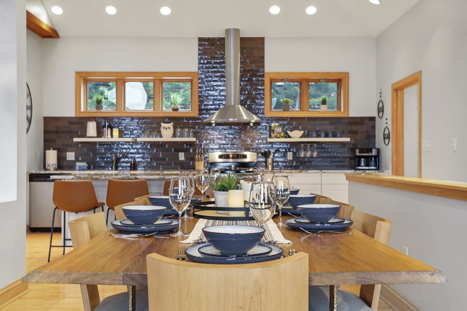 Details are what sets your vacation apart at Apache Heights!