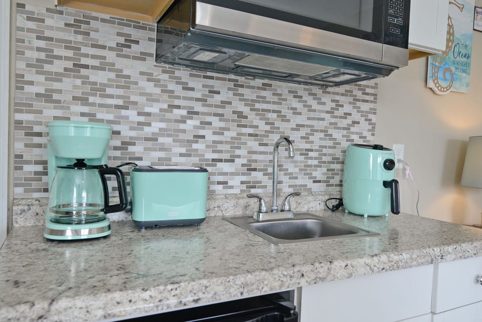 Keurig Coffee.  Please bring your own K Cups