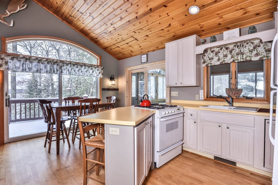 Open concept kitchen dining area