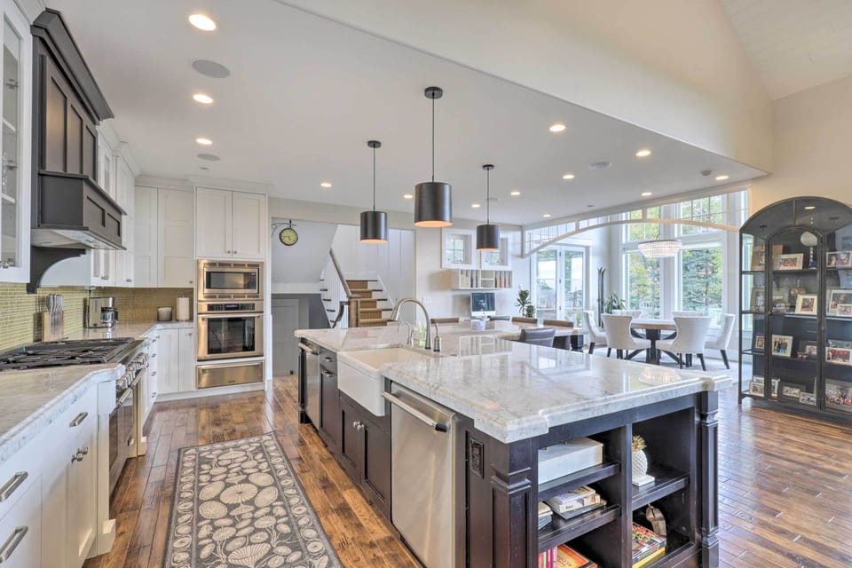 Kitchen | Drip Coffee Maker | Toaster | Spices