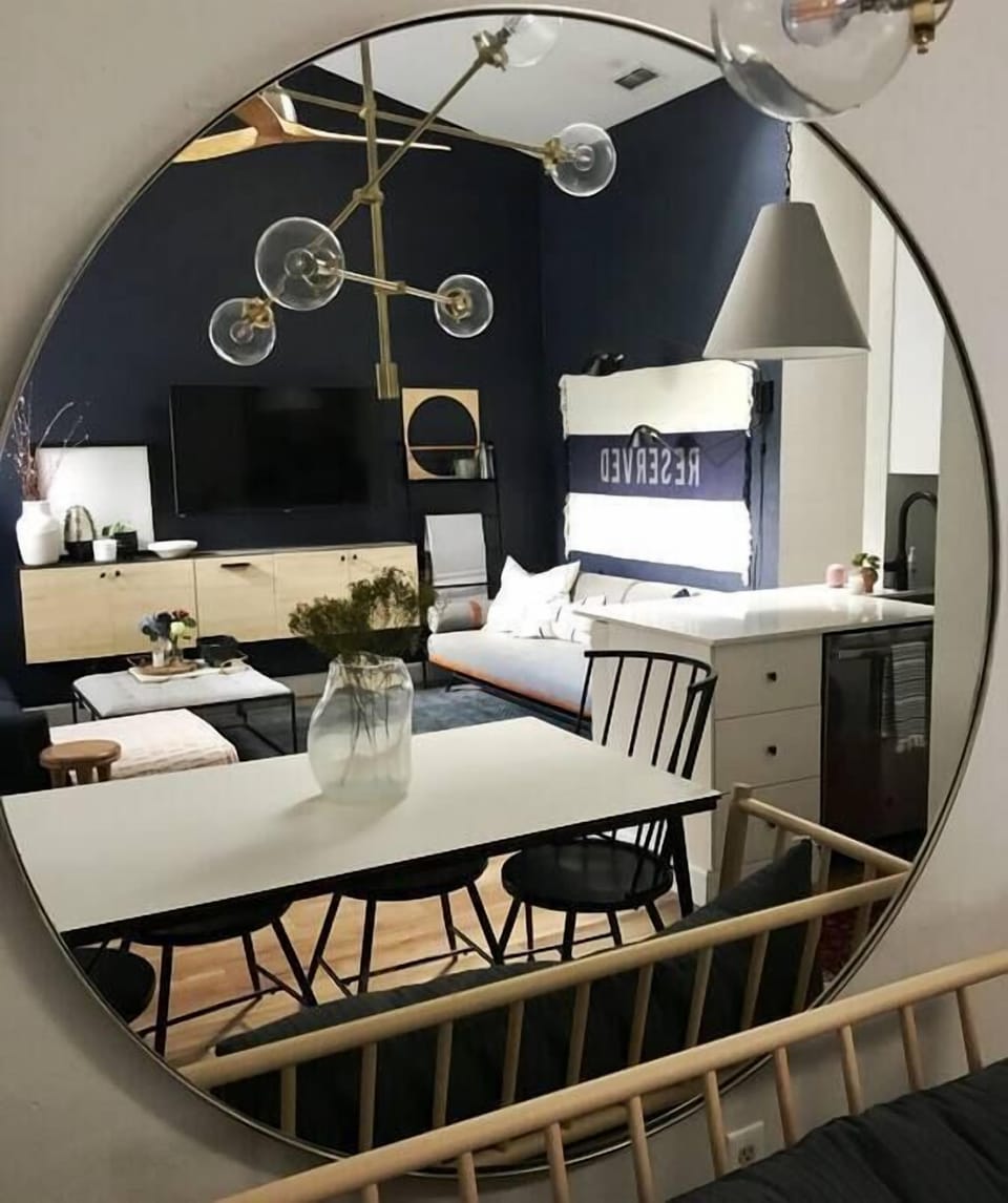 Dining Room with seating for 6-7!