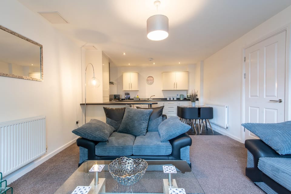 Living Room / Lounge