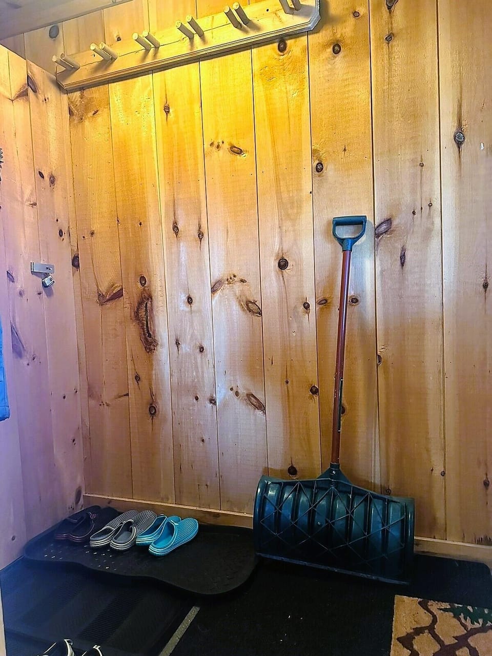 Entryway and storage for skis, boots, etc.