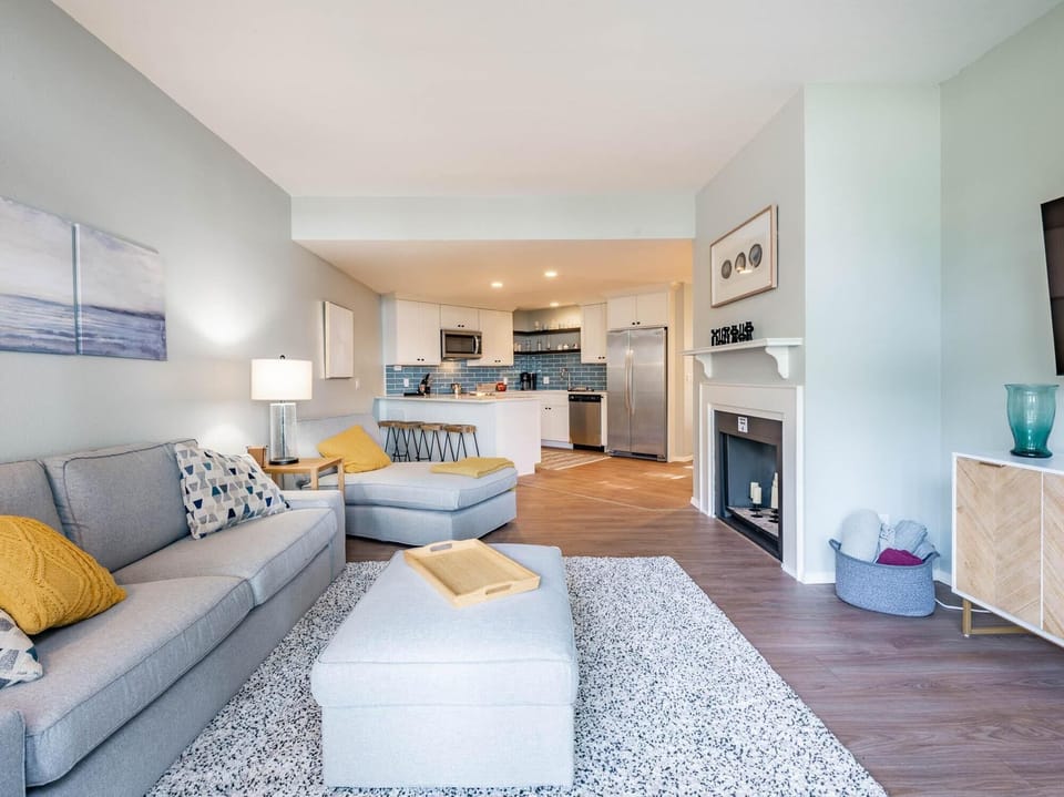 View from Living area to kitchen