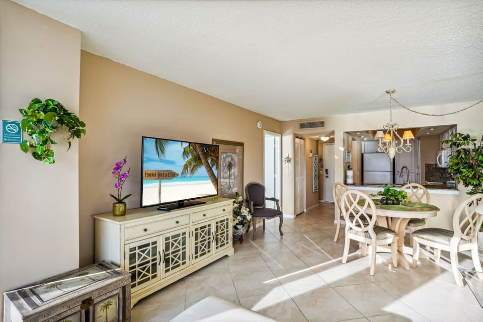 Open Living Area