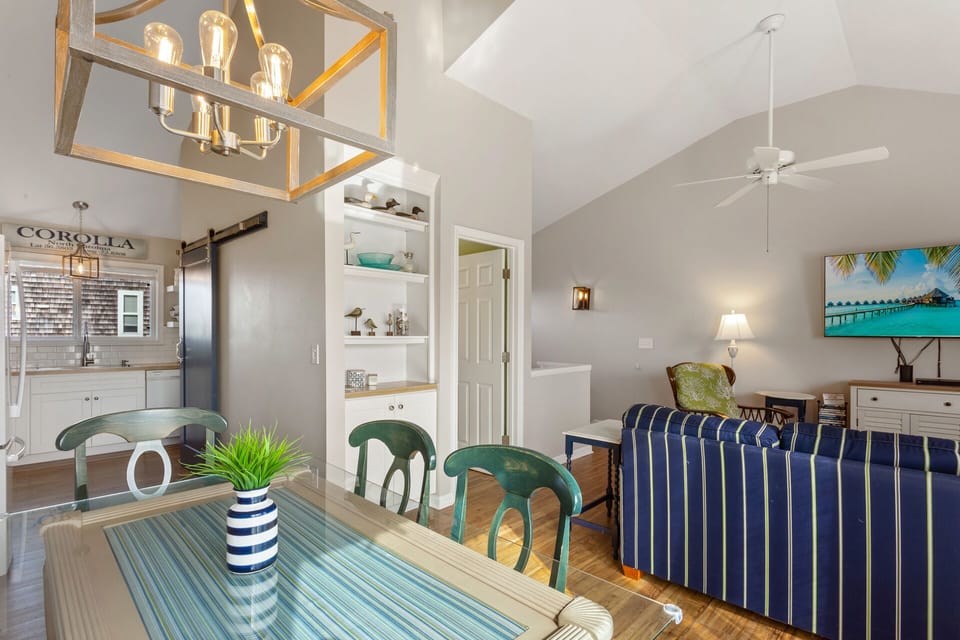 The Top Level offers plenty of comfort and convenience with a spacious Living Area and open-concept Dining Area.